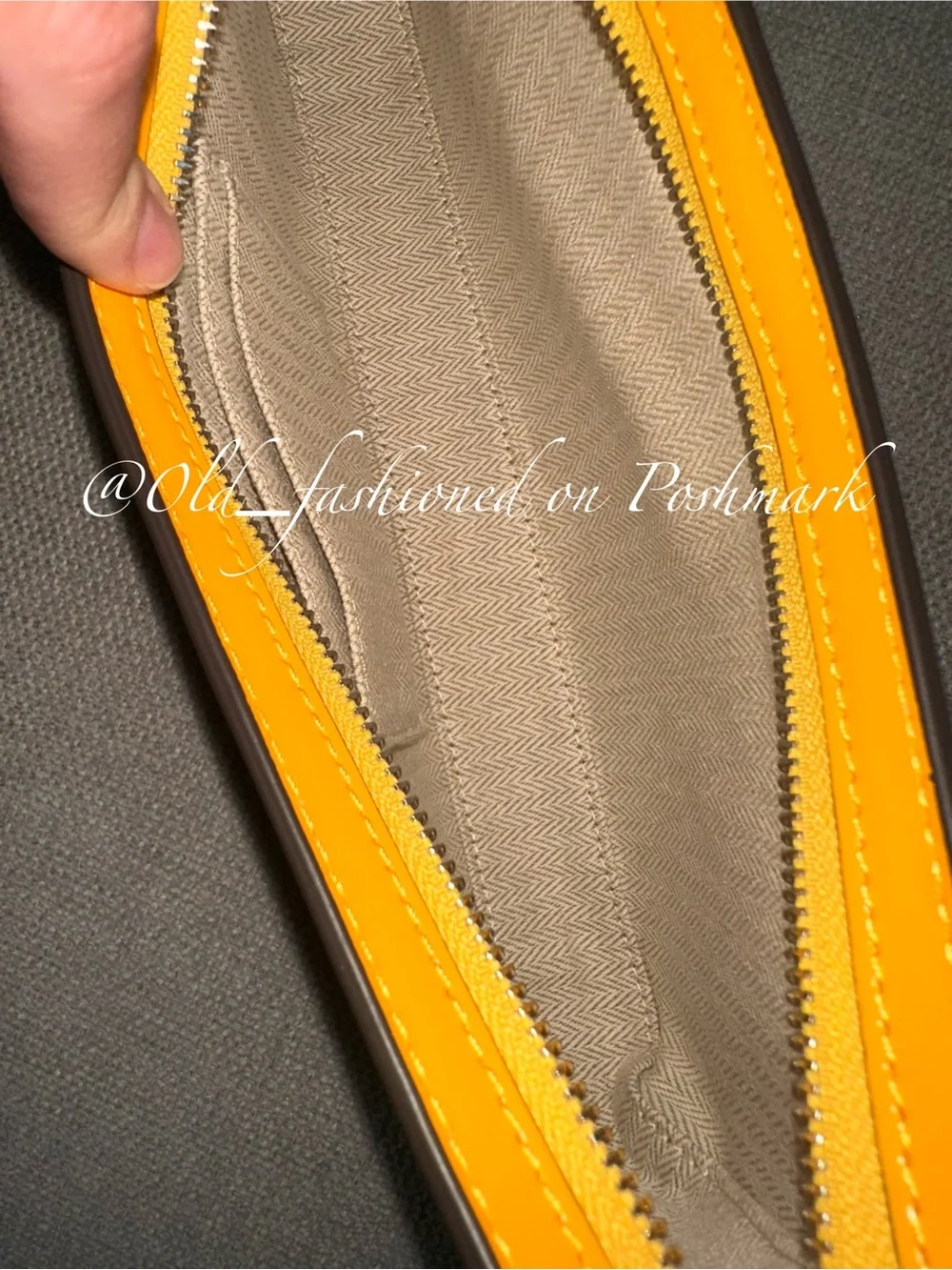TORY BURCH Emerson Patent Shoulder Bag